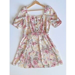 Lauren Conrad Dress Floral Print Women’s Size Large  Smocked Back Button Front